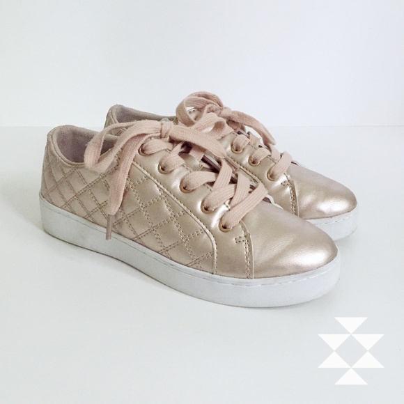 Isaac Mizrahi Shoes - Isaac Mizrahi Rose Gold Quilted Leather Sneakers 7